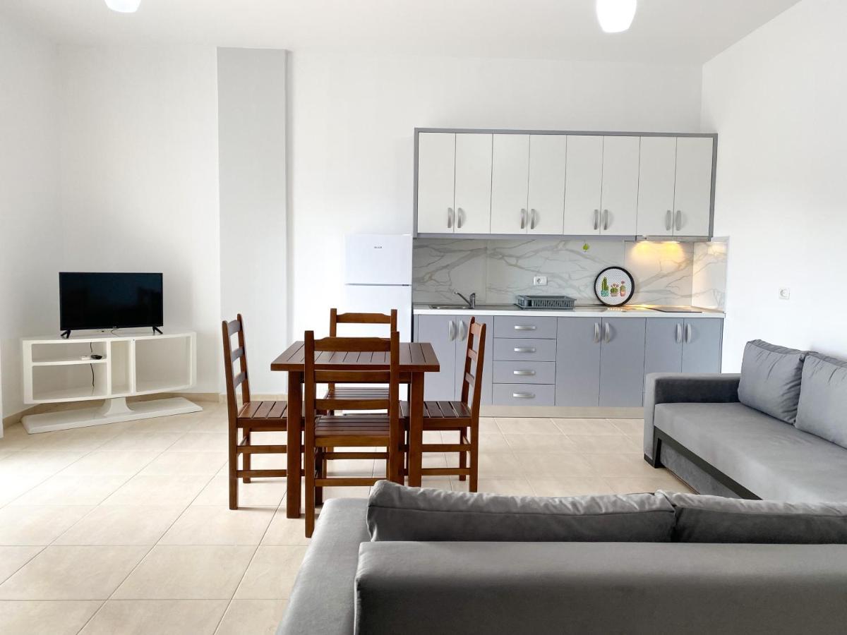 Family Appartement Himare